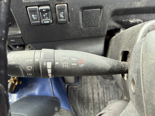 UDトラックス（日産） コンドル 中型 平ボディ 2PG-BRR90S2(105319) 27枚目