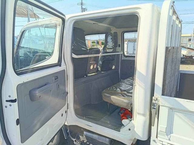 日野 デュトロ 小型 Wキャブ TPG-XZU605M(111937) 18枚目