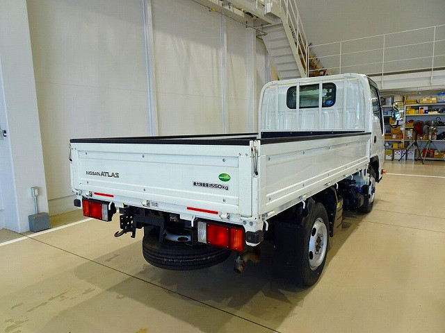 日産自動車 アトラス 小型 平ボディ 2RG-AHS88A(105286) 3枚目