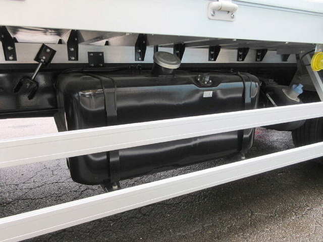 三菱ふそう ファイター 増トン ウィング 2KG-FK65FZ(8300) 9枚目