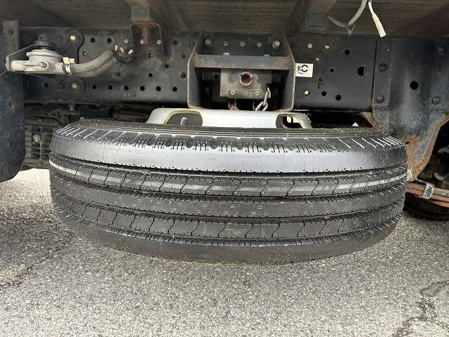 いすゞ エルフ 小型 平ボディ TRG-NHR85A(110215) 28枚目