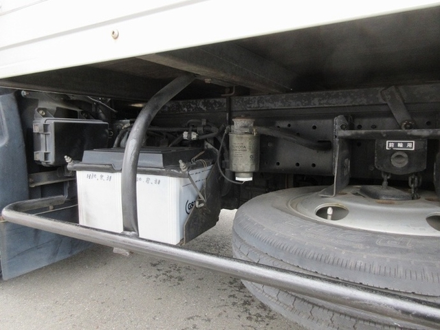 トヨタ ダイナ 小型 バン KK-BU306(3482) 17枚目