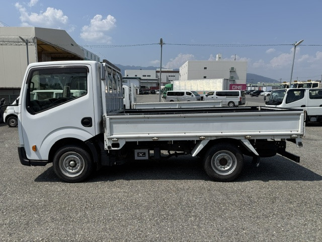 日産自動車 アトラス 小型 平ボディ CBF-SQ2F24(109621) 5枚目