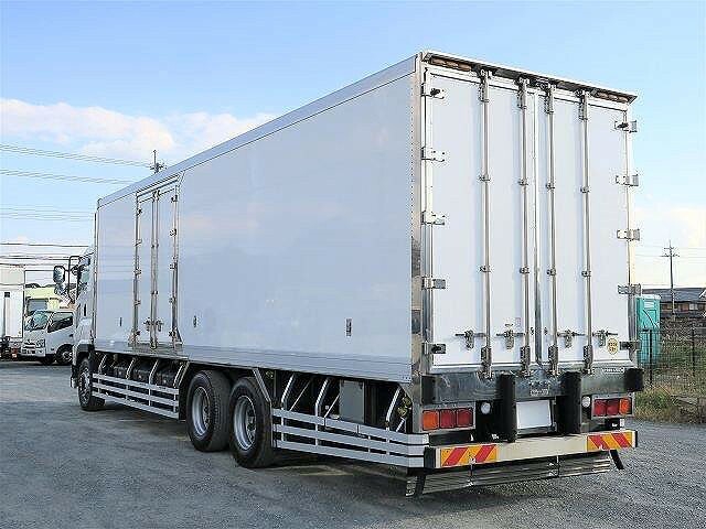 いすゞ ギガ 大型 冷蔵冷凍バン QKG-CYL77BA(27483) 4枚目