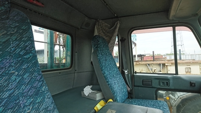 UDトラックス（日産） コンドル 中型 平ボディ KK-MK252KH(2121) 29枚目