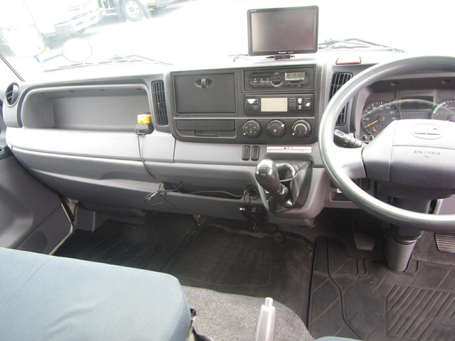 Nissan UD kazet Small Freezer box_body TPG-FEB8Y(38686) 30枚目
