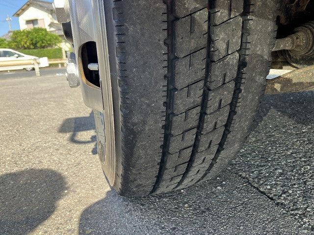 いすゞ エルフ 小型 平ボディ TRG-NJR85A(112658) 26枚目
