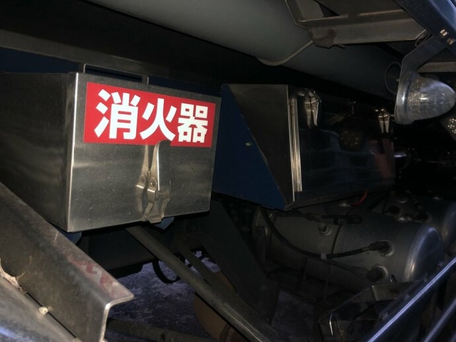 いすゞ ギガ 大型 タンクローリー PDG-CYG77P8(5342) 14枚目