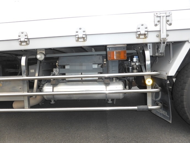 UDトラックス（日産） クオン 大型 ウィング PKG-CG4ZA(2353) 15枚目