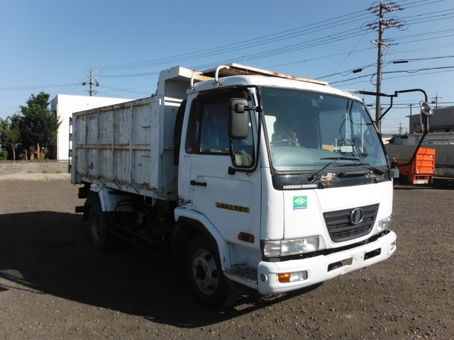 UDトラックス（日産） コンドル 中型 土砂ダンプ PB-MK36A(2259) 2枚目