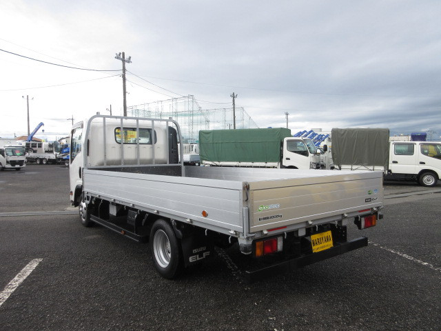 いすゞ エルフ 小型 平ボディ TRG-NNR85AR(113127) 3枚目