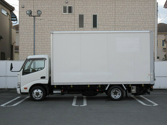 日野 デュトロ 小型 バン TKG-XZC655M(7687) 5枚目