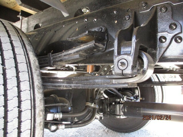 三菱ふそう ファイター 中型 平ボディ（クレーン付） 2KG-FK62F(8836) 34枚目