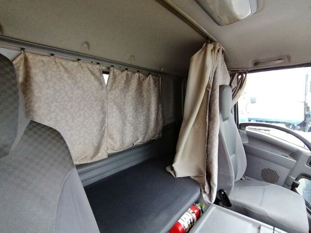 Isuzu forward Middle Wing body TKG-FRR90S2(5516) 8枚目