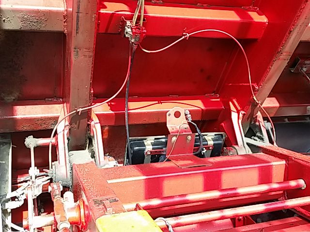 UDトラックス（日産） クオン 大型 土砂ダンプ ADG-CW4XL(9323) 58枚目