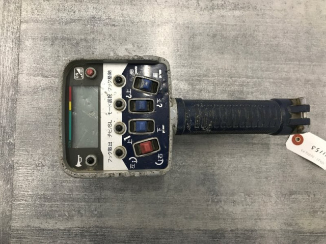 いすゞ エルフ 小型 平ボディ（クレーン付） TRG-NPR85AR(109224) 47枚目