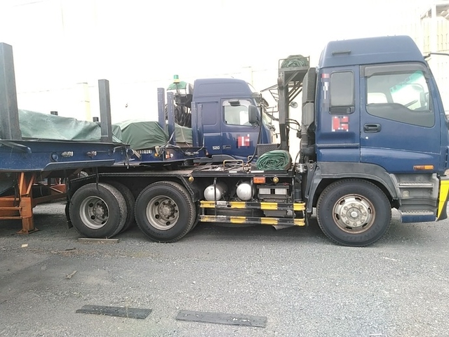 いすゞ ギガ 大型 トラクタ KL-EXZ52J3(3212) 3枚目
