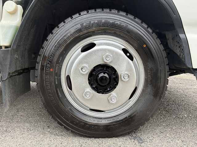 いすゞ エルフ 小型 平ボディ TPG-NJR85A(110202) 26枚目