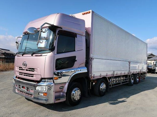 UDトラックス（日産） クオン 大型 ウィング LKG-CG5ZE(40972) 1枚目