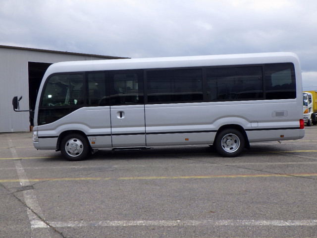 トヨタ コースター 小型 バス 2WG-GDB110(105565) 4枚目