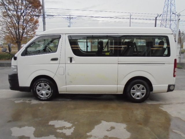 トヨタ ハイエース その他 バス CBA-TRH214W(9703) 4枚目