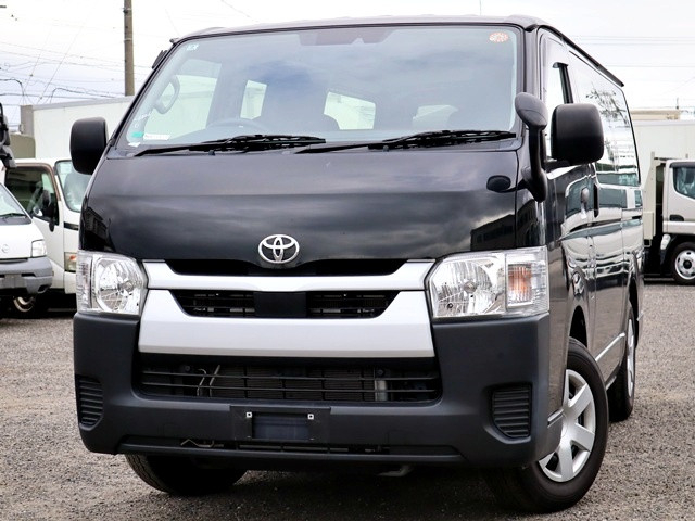 トヨタ ハイエース 小型 バン 3DF-GDH201V(113661) 1枚目