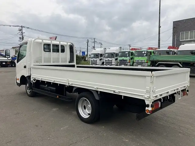 トヨタ ダイナ 小型 平ボディ 2KG-XZU775(111249) 7枚目