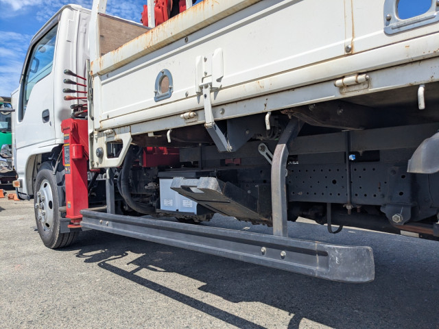 いすゞ エルフ 小型 平ボディ（クレーン付） TPG-NKR85R(109948) 30枚目