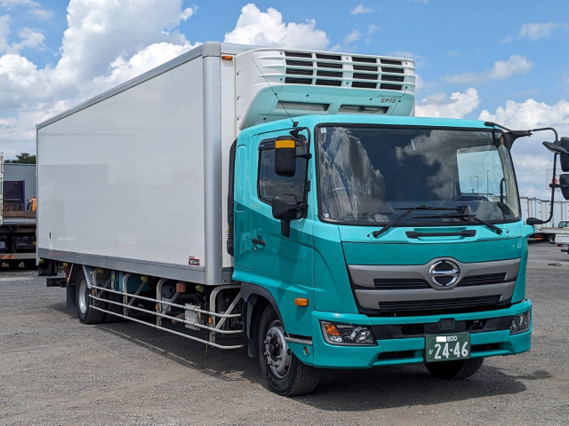 日野 レンジャー 増トン 冷蔵冷凍バン 2PG-FE2ABG(109937) 3枚目