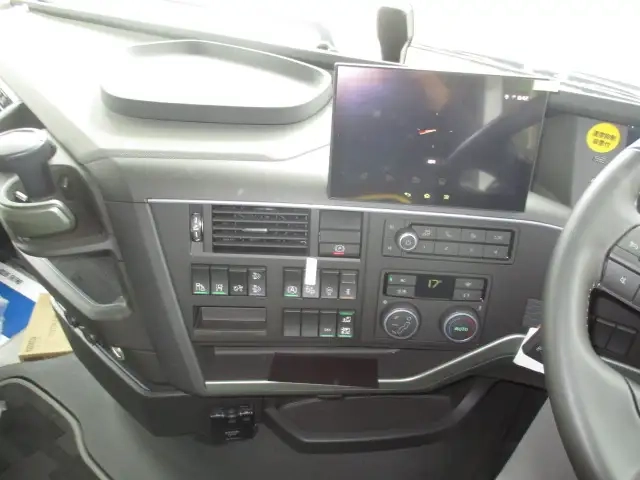 ボルボ 大型 トラクタ 2PG-4S2TDA1(106693) 36枚目