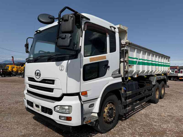 UDトラックス（日産） クオン 大型 土砂ダンプ LDG-CW5YL(102577) 8枚目
