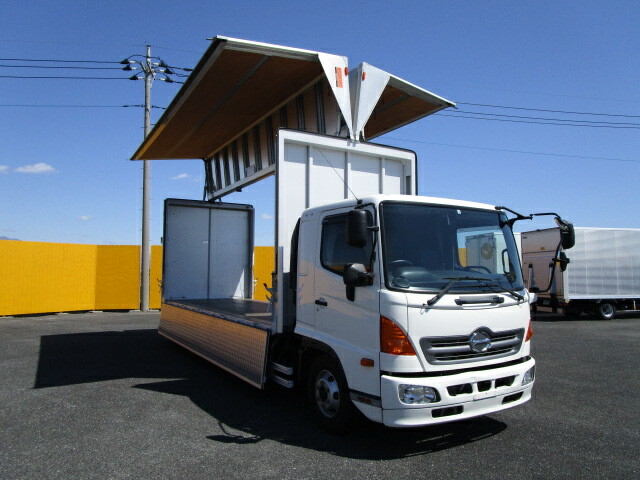日野 レンジャー 中型 ウィング TKG-FD7JLAG(9515) 2枚目