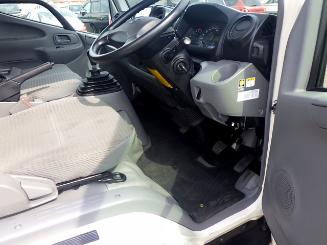 トヨタ トヨエース 小型 バン LDF-KDY241V(64185) 21枚目
