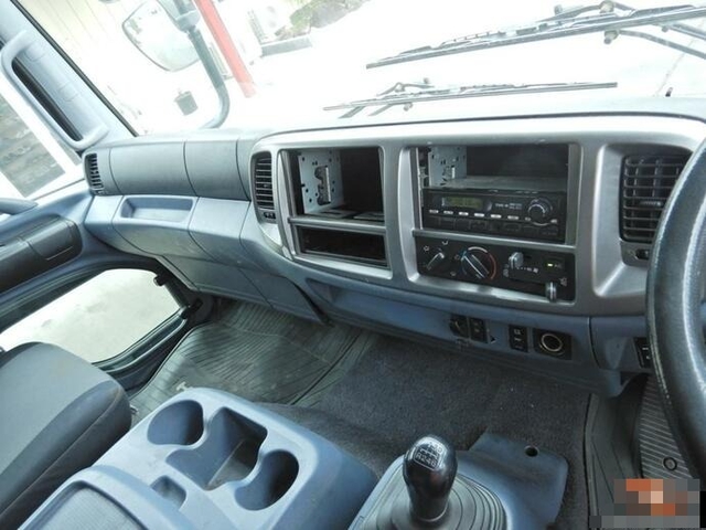 日野 レンジャー 中型 バン BKG-FD7JLYG(8504) 6枚目