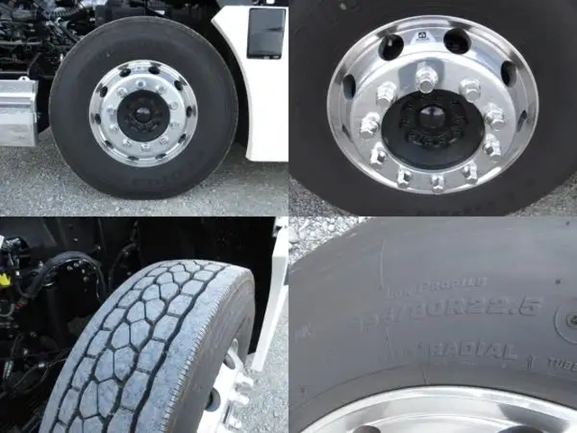 日産自動車 クオン 大型 トラクタ 2RG-GK5DAD(106708) 9枚目