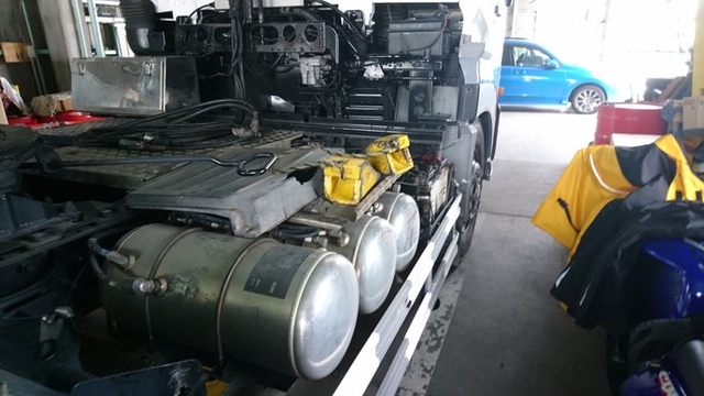 UDトラックス（日産） クオン 大型 トラクタ PKG-GK4XAB(3268) 5枚目
