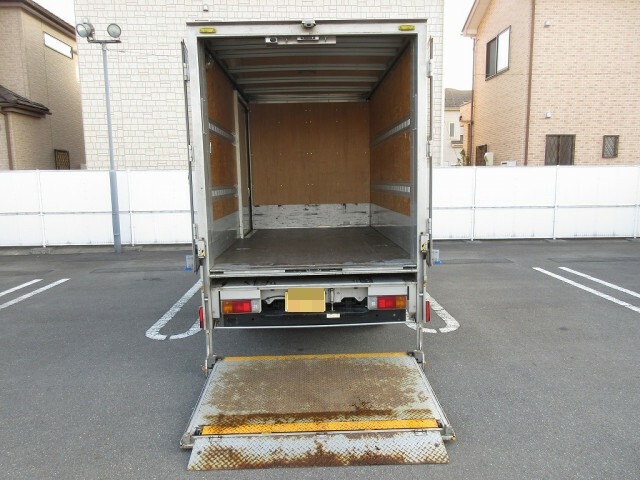 トヨタ トヨエース 小型 バン TKG-XZU605(9230) 10枚目