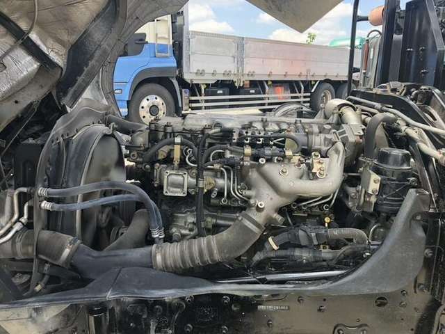 三菱ふそう ファイター 中型 コンテナ専用車 PA-FK61F(12017) 18枚目