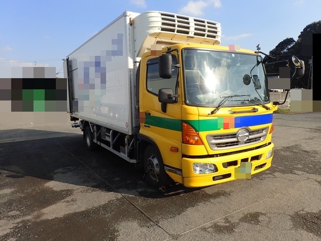 日野 レンジャー 中型 冷蔵冷凍バン TKG-FC9JHAG(2757) 3枚目