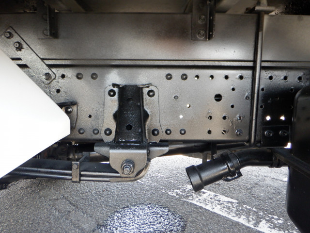 いすゞ エルフ 小型 冷蔵冷凍バン TPG-NPR85AN(109910) 20枚目