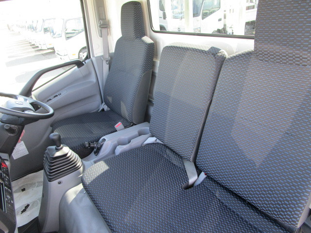 Hino dutro Small Flat body 2KG-XZU710M(106585) 20枚目