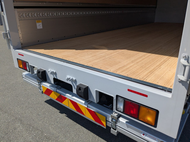 Mitsubishi Fuso fighter Middle Wing body 2KG-FK65F(104739) 12枚目