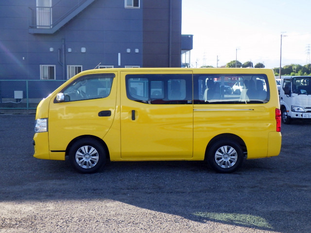 日産自動車 キャラバン 小型 バス CBA-KS2E26(113971) 4枚目