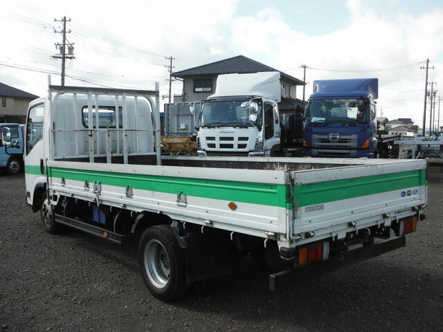 マツダ タイタン 小型 平ボディ SKG-LLR85AR(40024) 3枚目