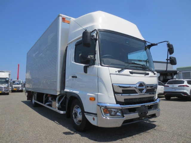 日野 レンジャー 中型 バン 2KG-FD2ABG(84999) 2枚目