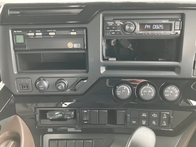 いすゞ ギガ 大型 トラクタ 2RG-EK5DAB(106845) 45枚目