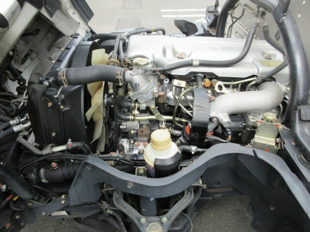 三菱ふそう キャンター 小型 バン PA-FE70BB(10154) 20枚目