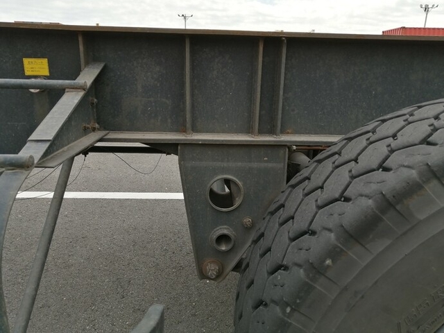 Fullhalf other Large 20ft container chassis trailer KFKHG340(5661) 8枚目