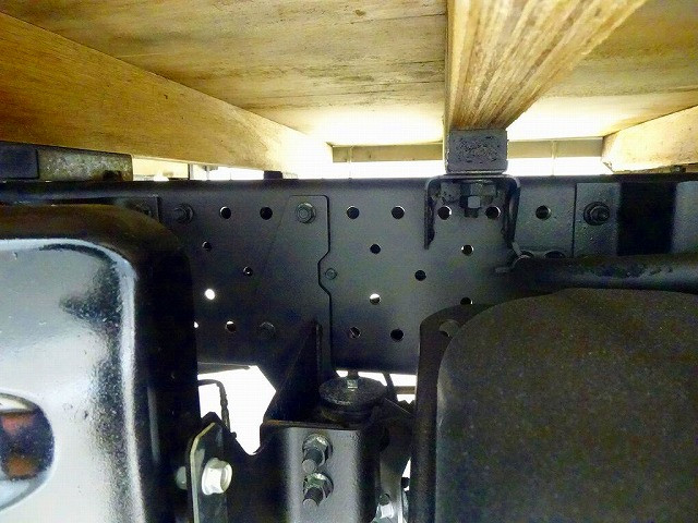 いすゞ エルフ 小型 平ボディ TRG-NHS85A(109700) 42枚目