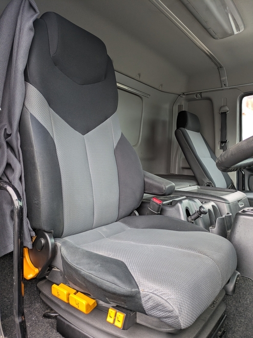 日野 プロフィア 大型 冷蔵冷凍バン QPG-FW1EXEG(111245) 63枚目